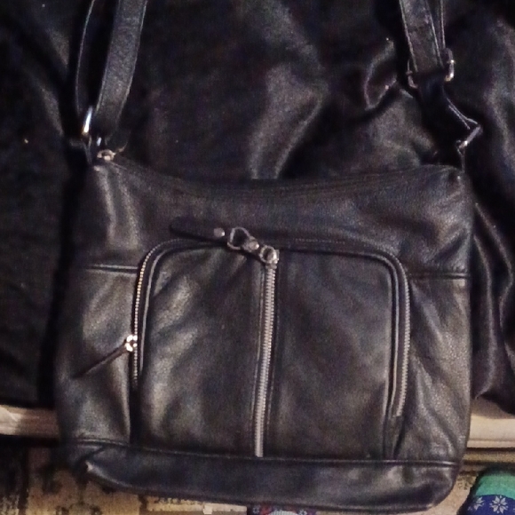 Great American Leatherworks Other - Elegant Black Men's Messenger Bag